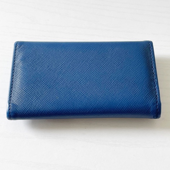 Prada blue saffiano leather key case - Picture 2 of 10